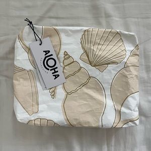 Aloha Collection Shell Pouch